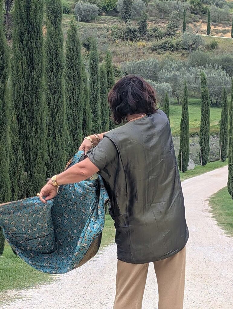 Olive Green in Motion – How I Style Green For Autumn